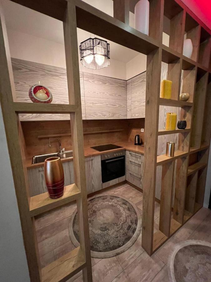 Luxurious Apartment With City View Приштина Екстер'єр фото
