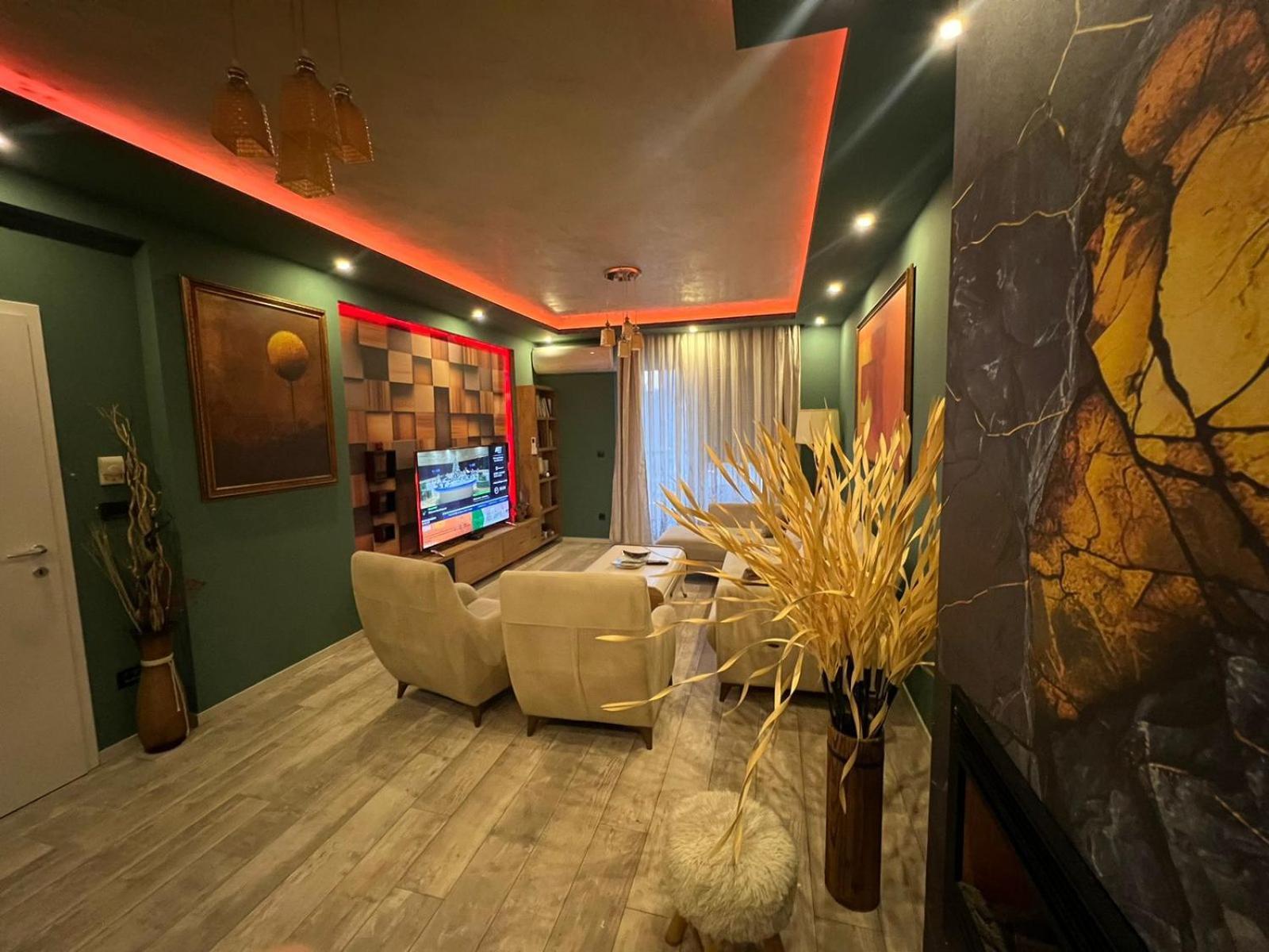 Luxurious Apartment With City View Приштина Екстер'єр фото